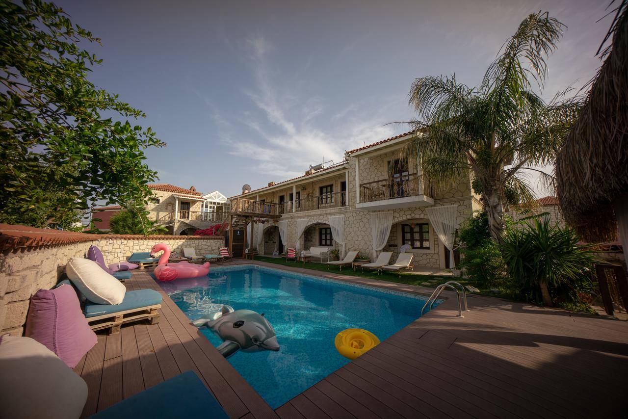 Nobela Hotel Алакати Екстериор снимка